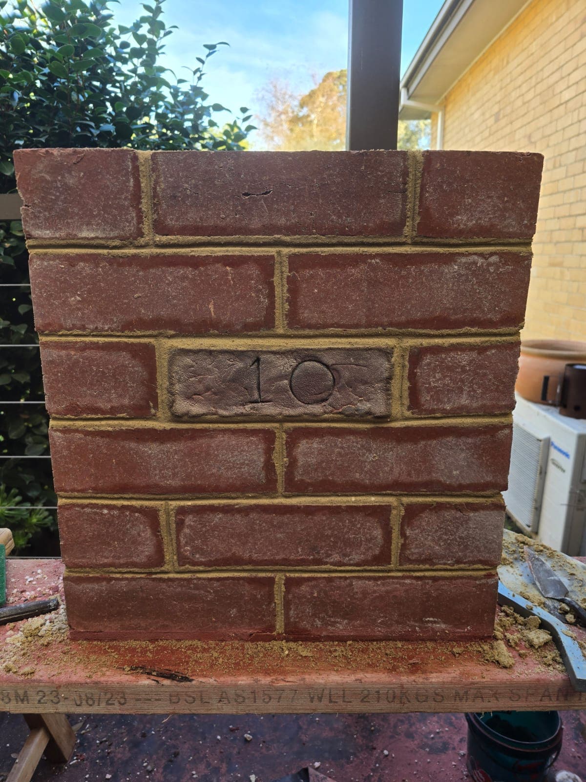 Close-up of traditional tuck pointing on heritage brickwork by Goodwin Bricklaying