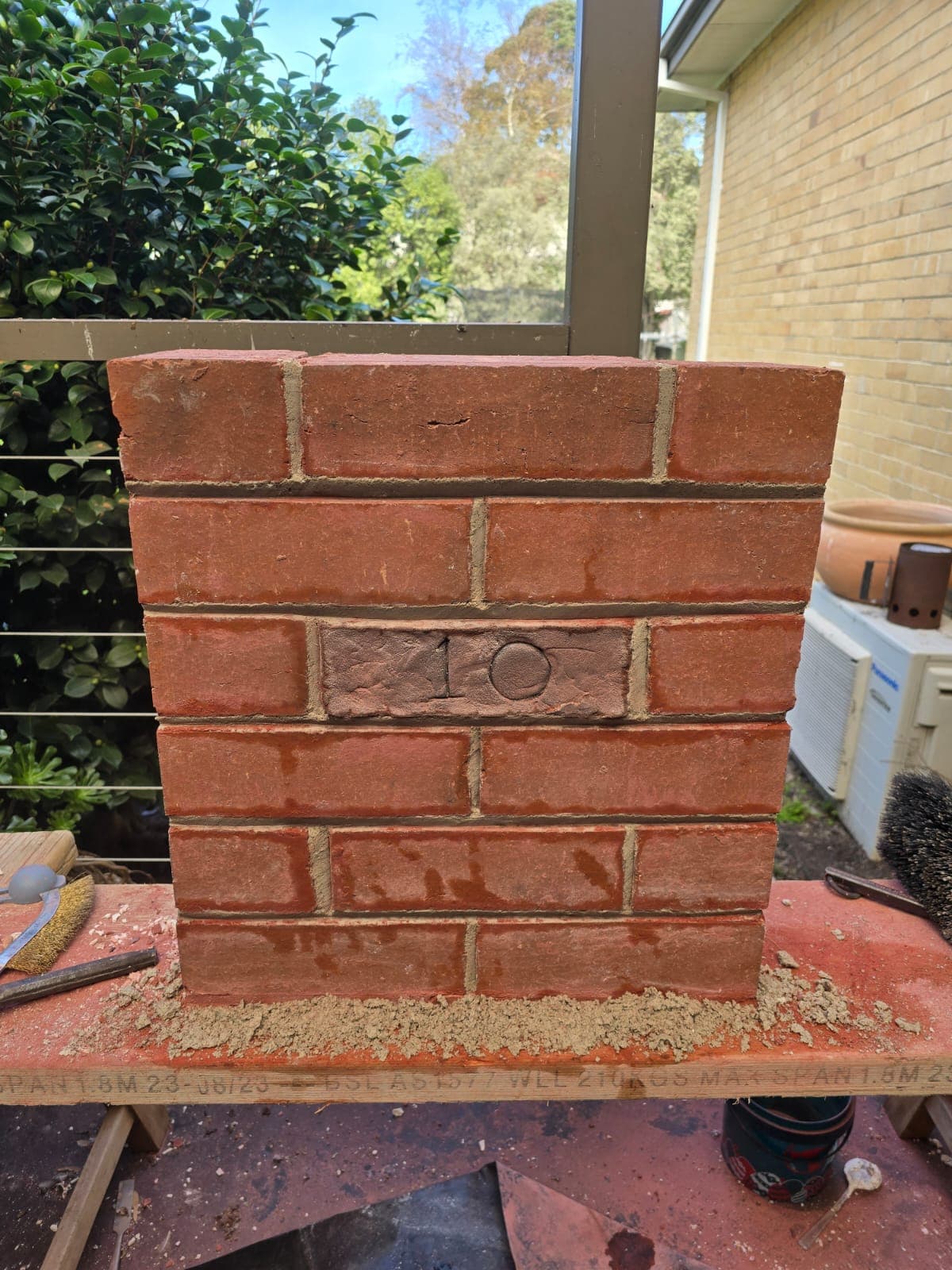 Fine traditional tuck pointing on heritage brickwork for a Hawksburn residence by Goodwin Bricklaying